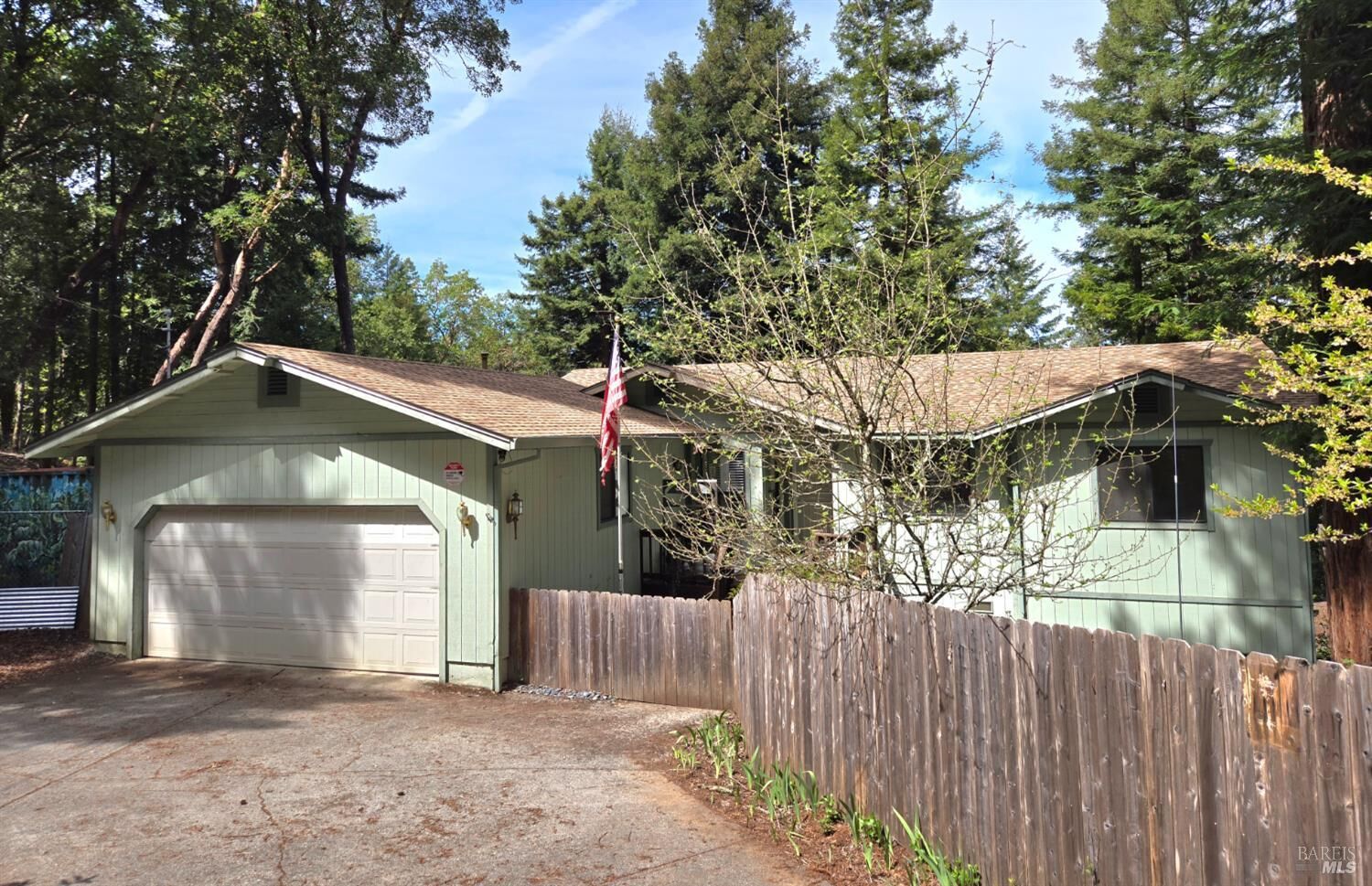 Property Photo:  1646 Ponderosa Road  CA 95490 