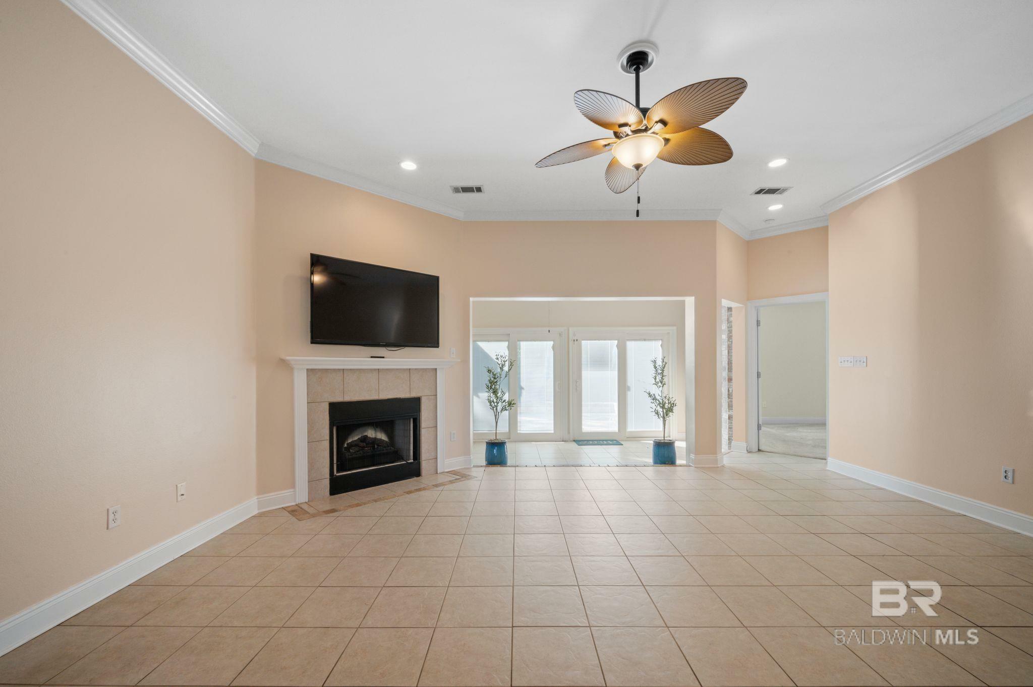 Property Photo: 215 Savannah Circle AL 36535