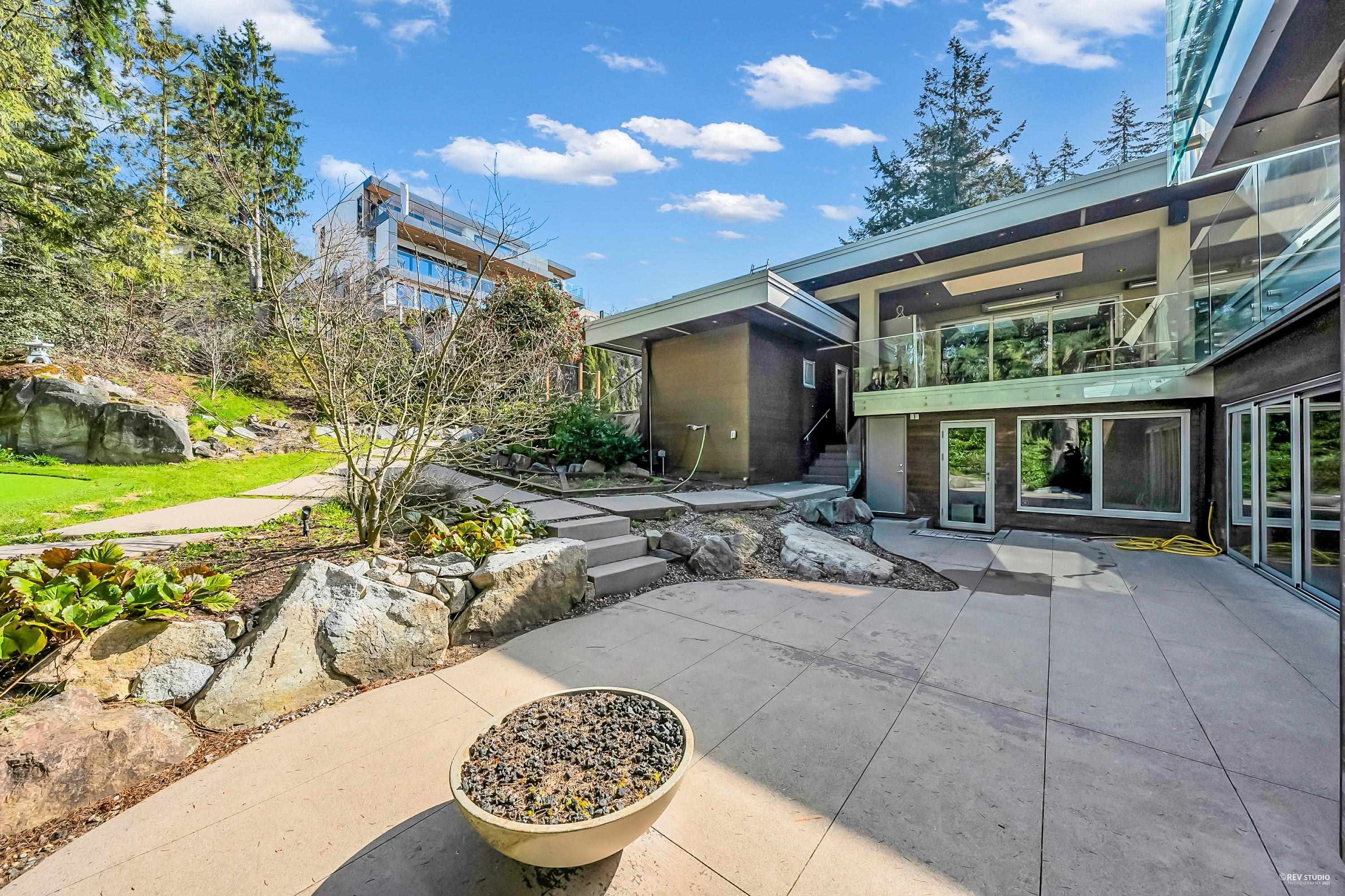 Property Photo: 3865 Southridge Avenue BC V7V 3H9