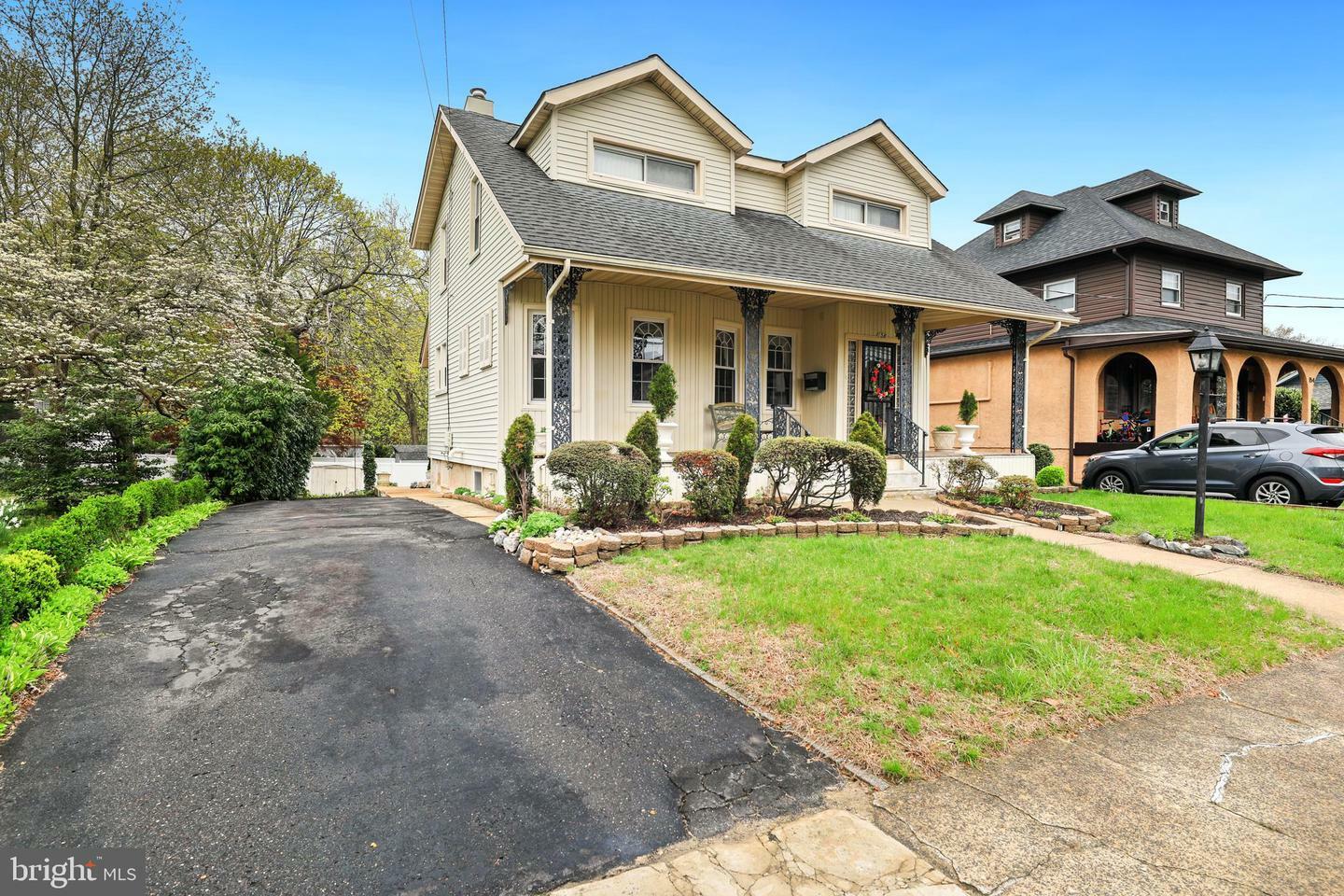Property Photo: 158 Wyoming Avenue NJ 08106