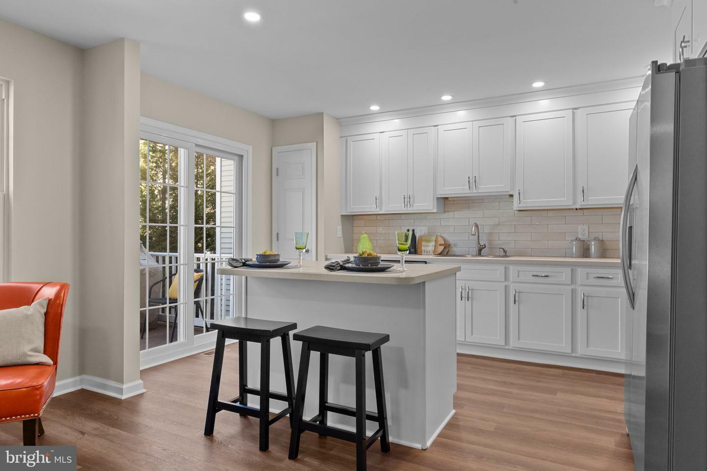 Property Photo: 404 Mahogany Walk PA 18940