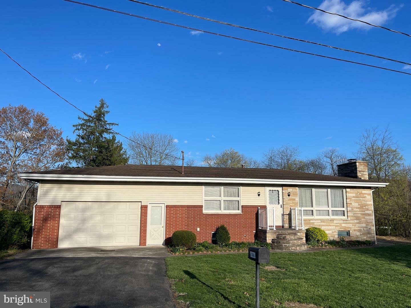 Property Photo: 700 White Avenue MD 21502