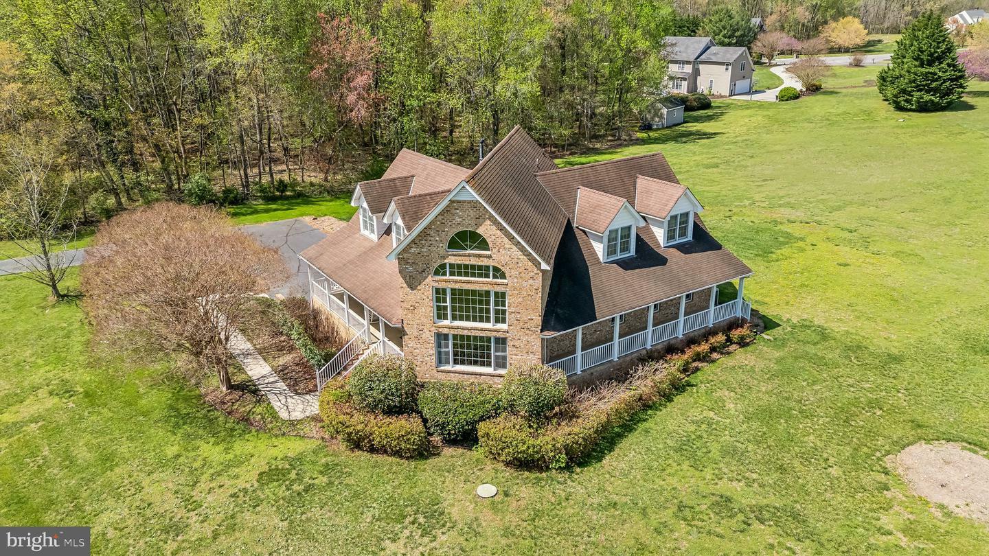 Property Photo: 14039 Kreutler Road VA 23192