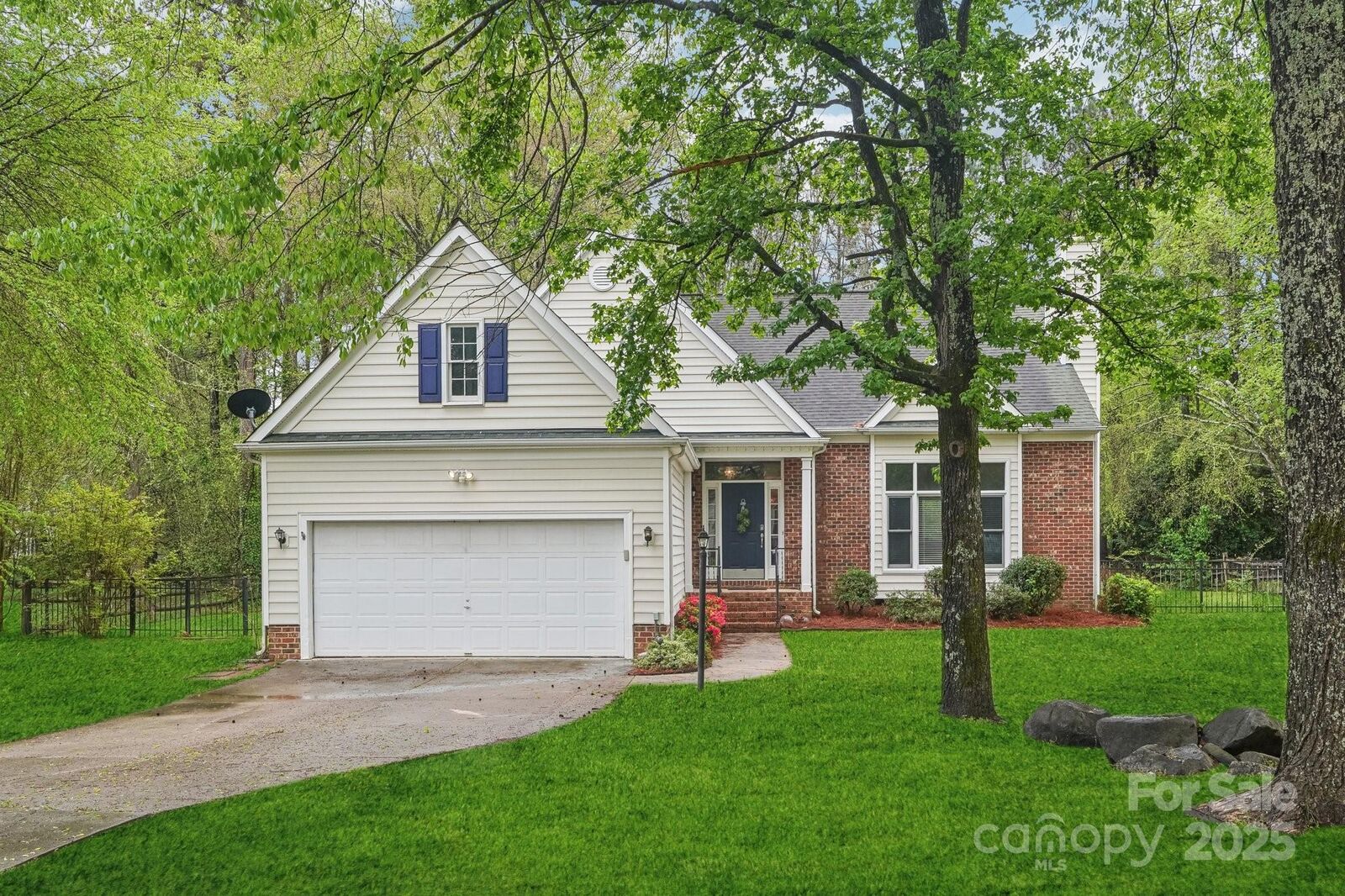 Property Photo: 11333 Snapfinger Drive NC 28277