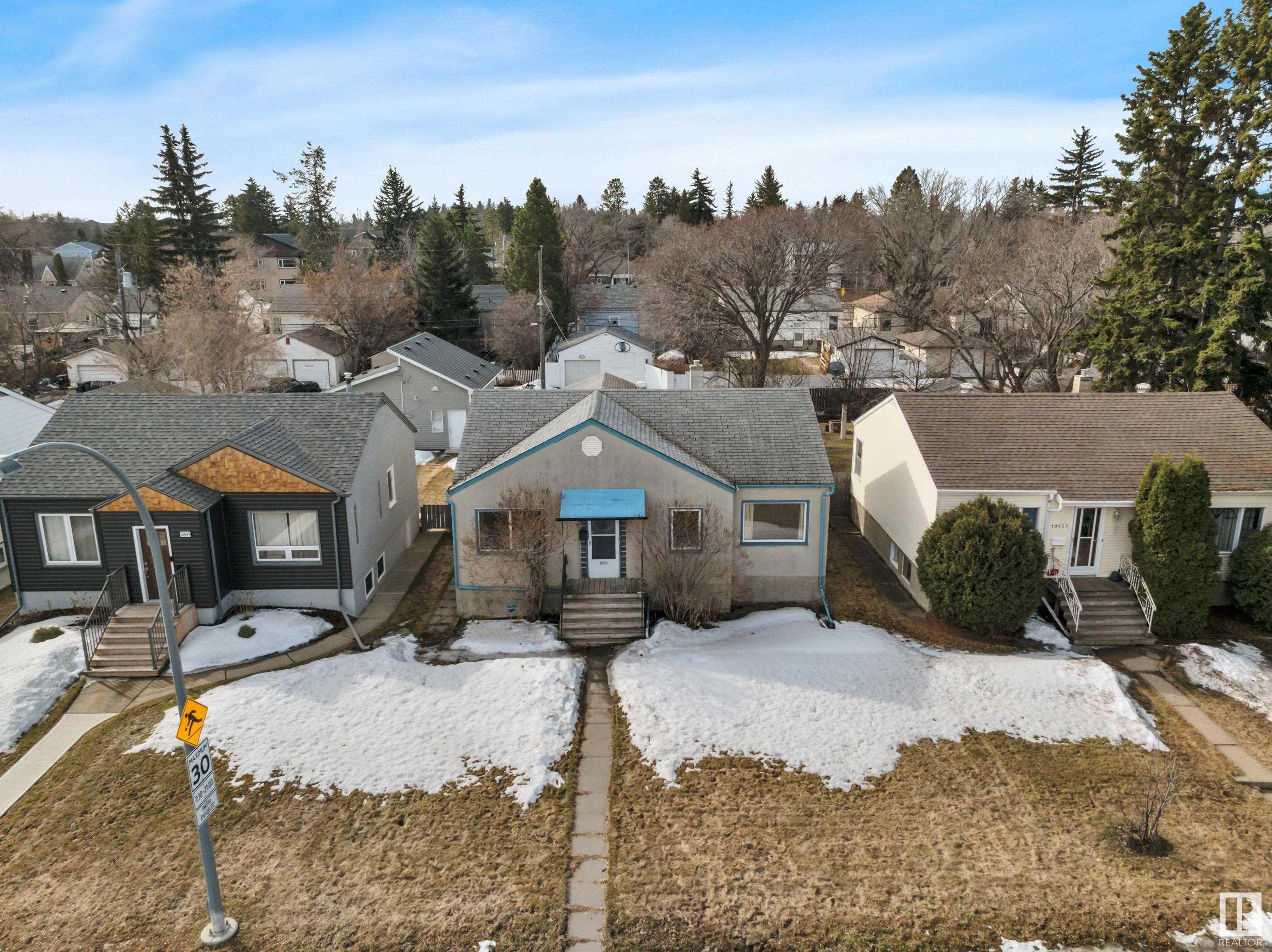 Property Photo:  10653 62 Avenue NW  AB T6H 1M7 