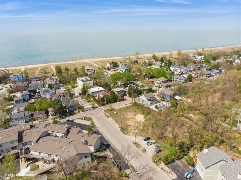 Property Photo: 333 Lake Shore Drive B2 IN 46360