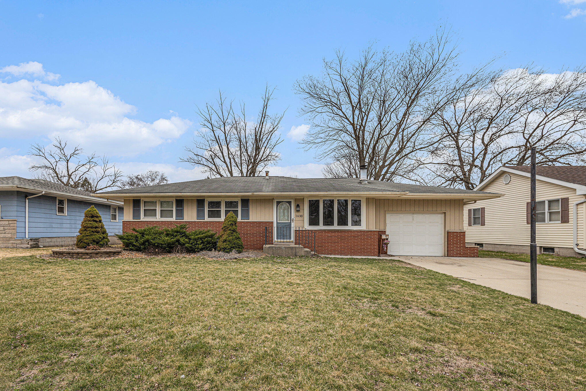 Property Photo: 1630 Homan Drive IN 46375