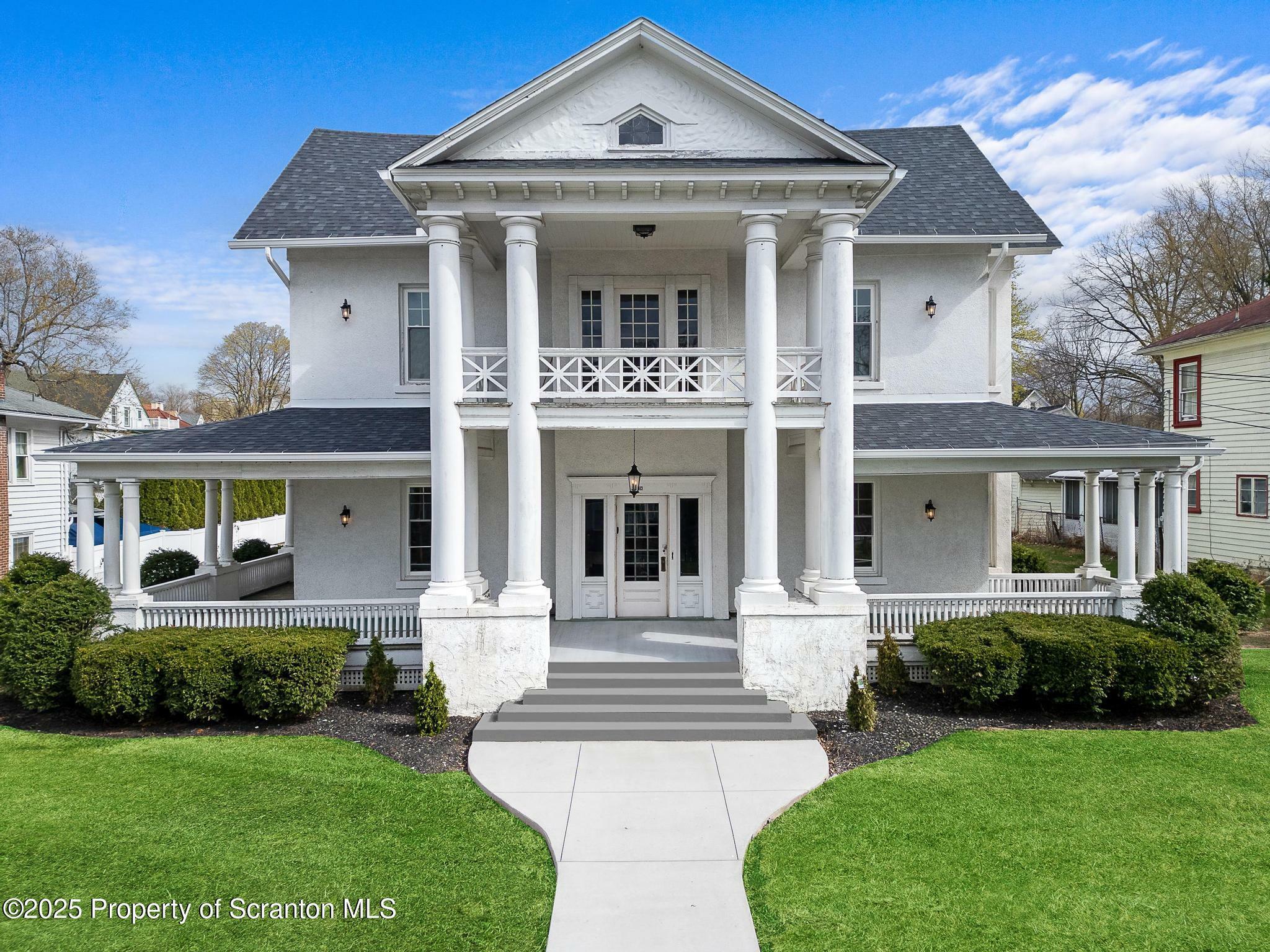 Property Photo: 1732 Capouse Avenue PA 18509
