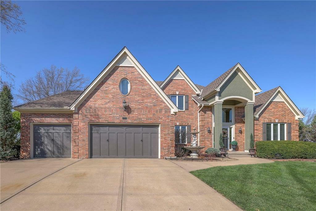 Property Photo: 9320 Falcon Ridge Drive KS 66220