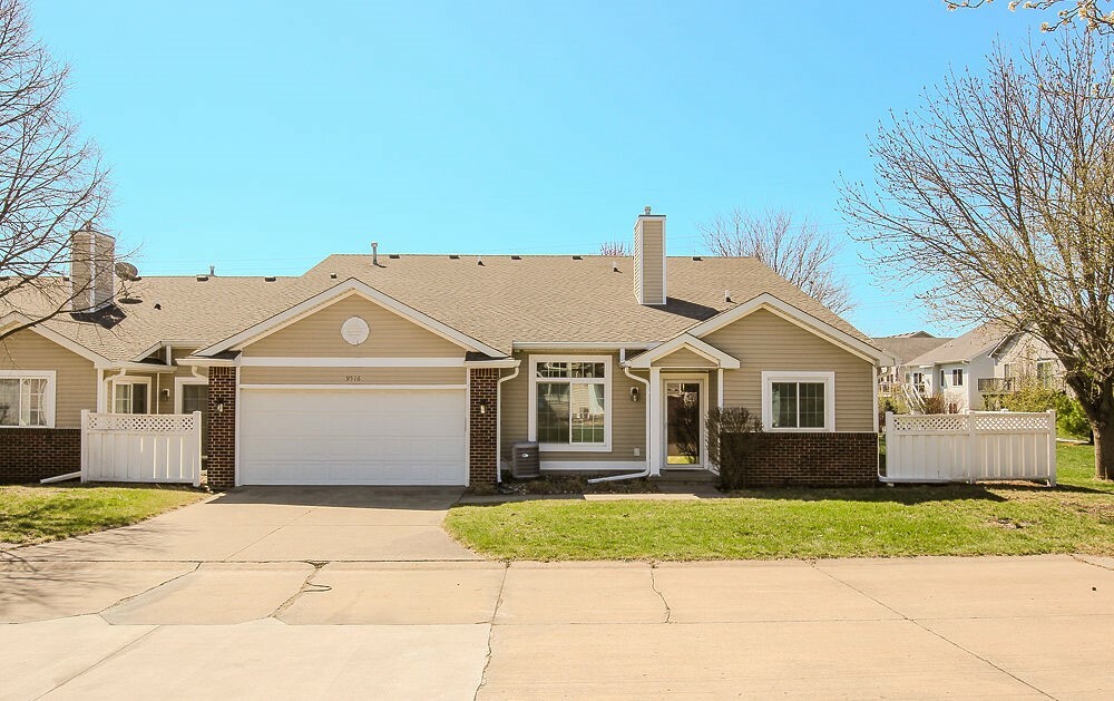 9516 Garnet Lane  Johnston IA 50131 photo