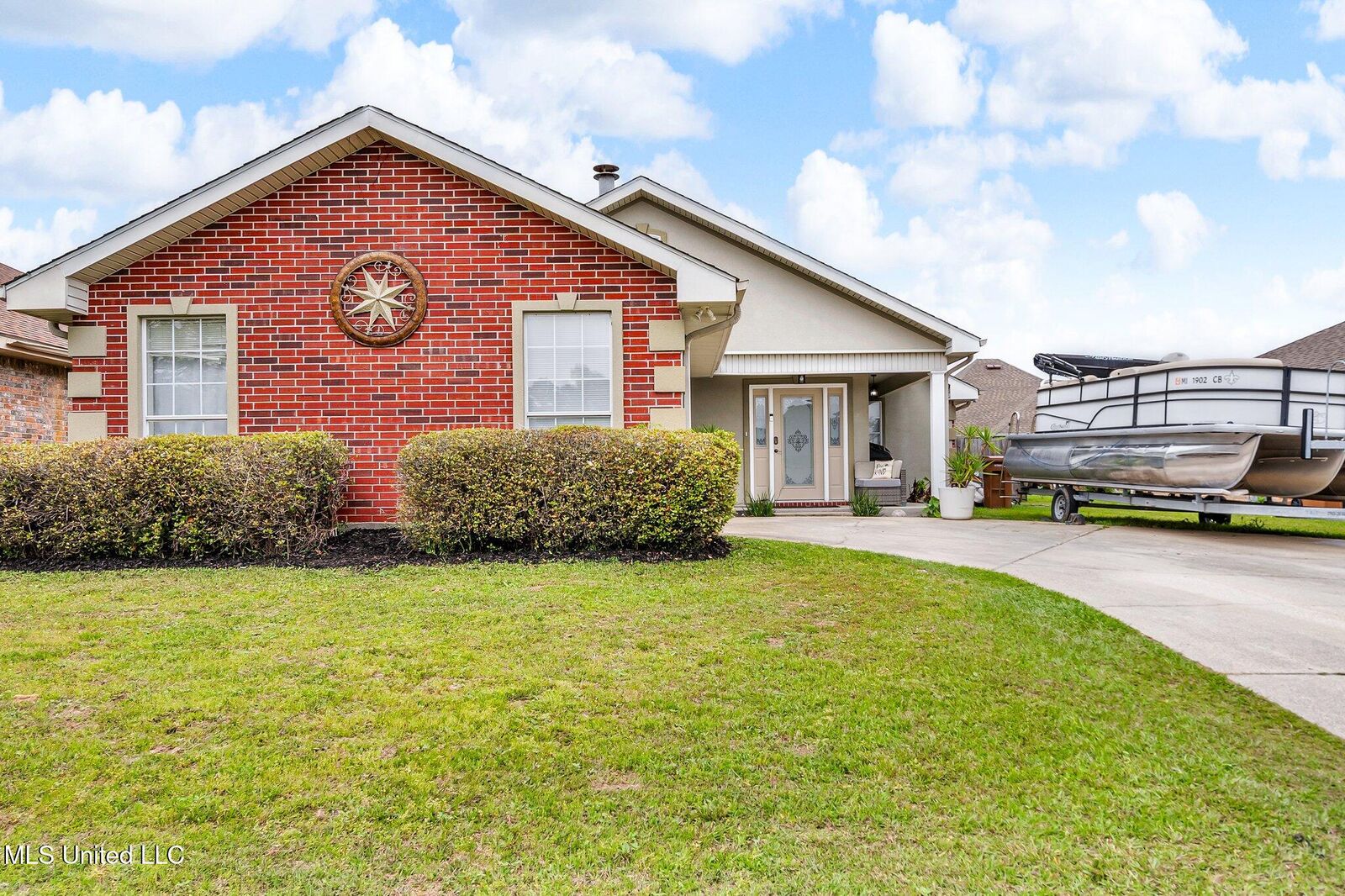 Property Photo: 18040 Green Leaves Drive MS 39503