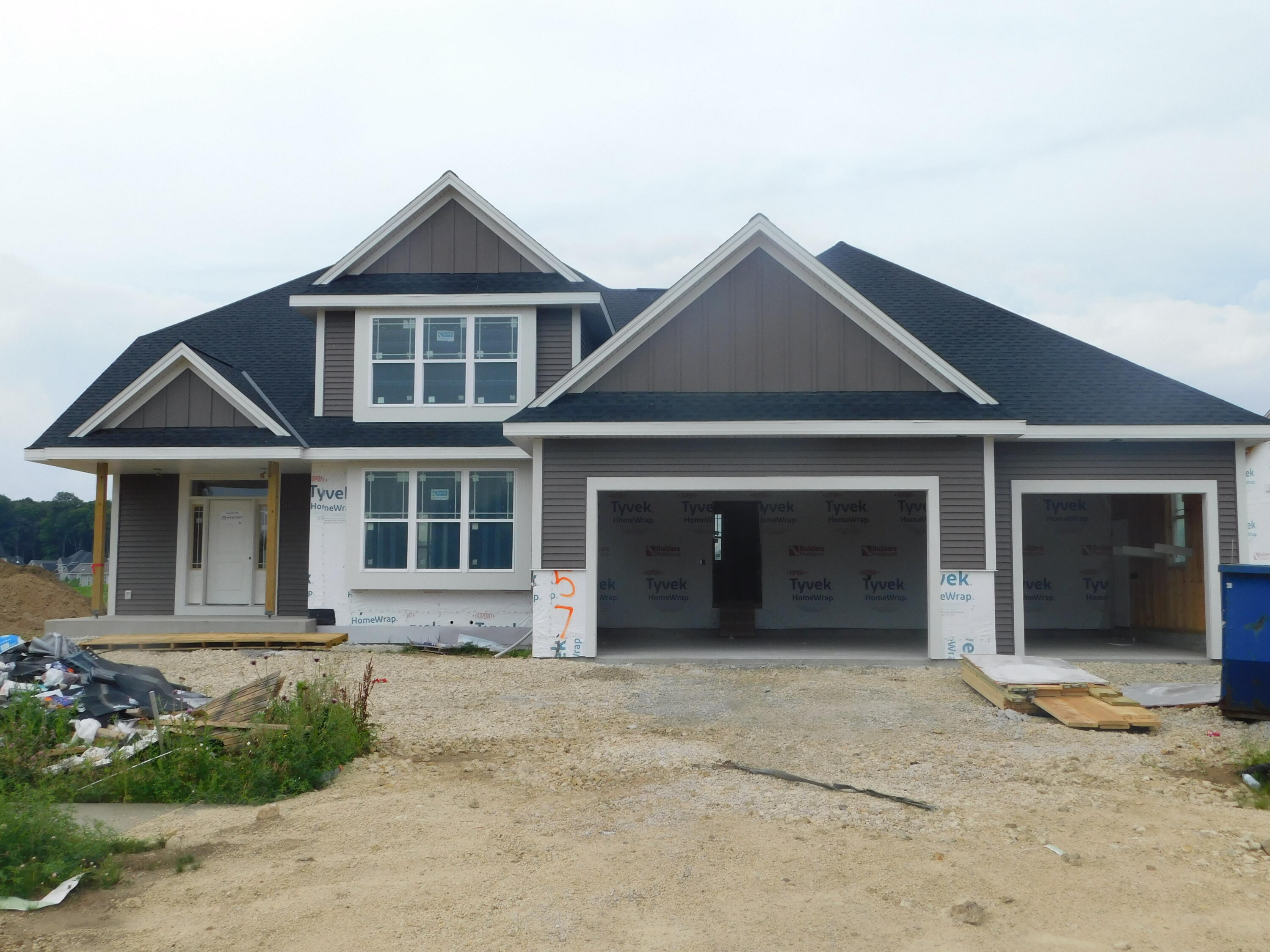 Property Photo: 257 Candleberry Ln WI 53024
