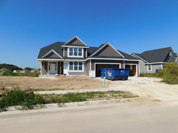 Property Photo:  257 Candleberry Ln  WI 53024 