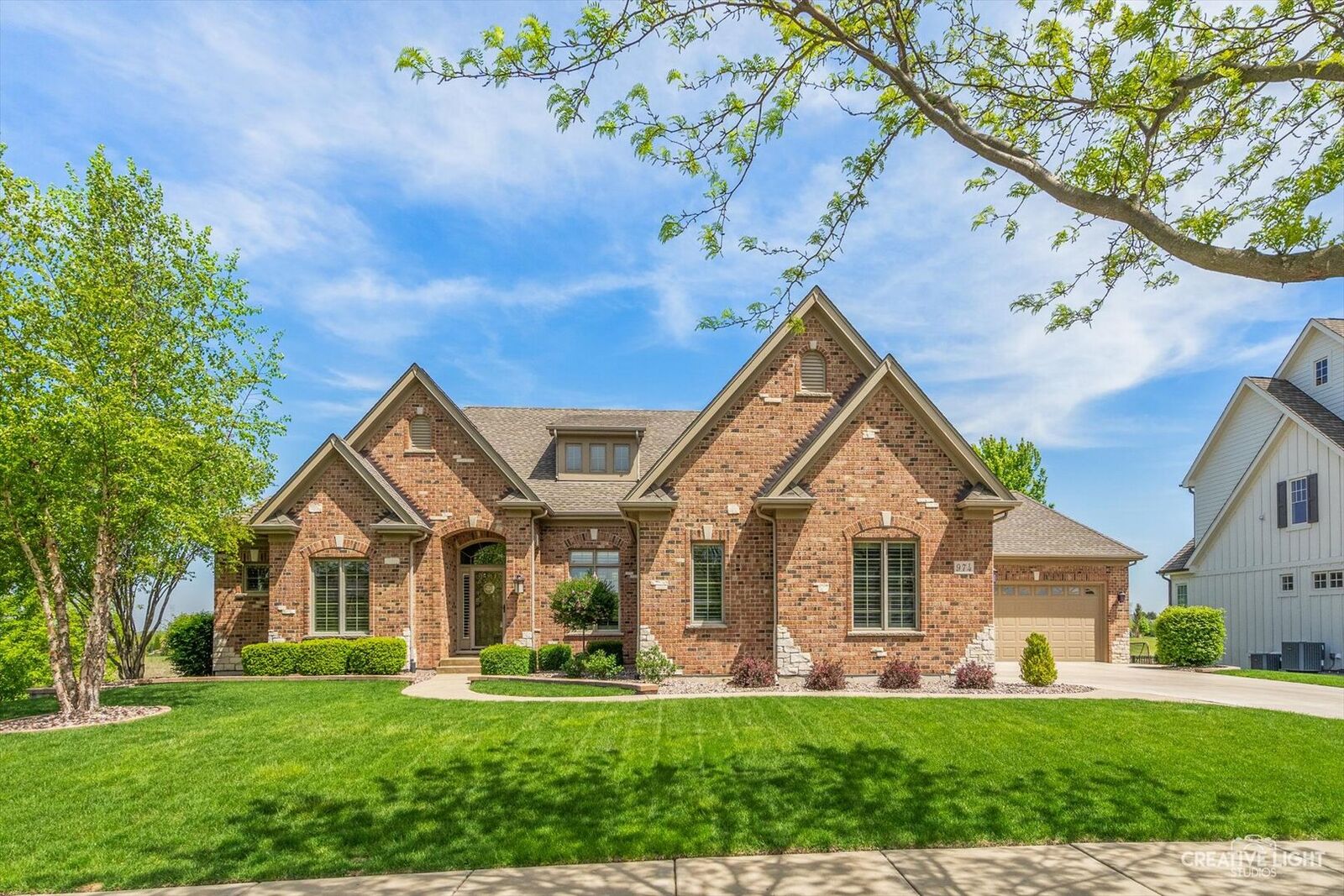 Property Photo: 974 Chestnut Hill Lane IL 60554