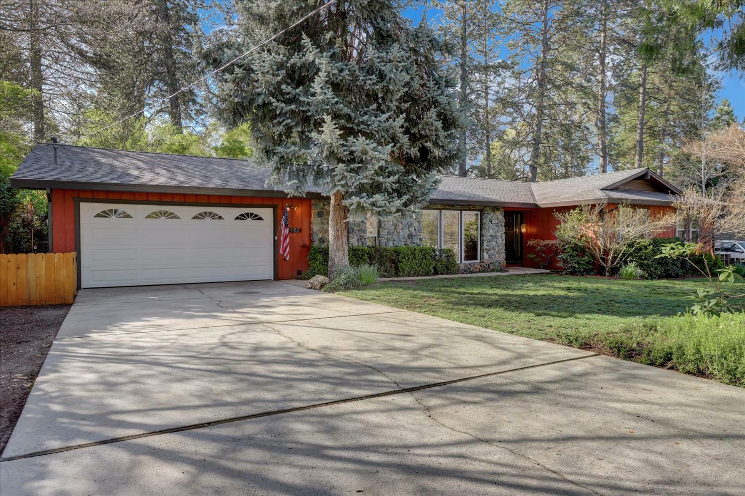 Property Photo: 11483 Via Vista CA 95959
