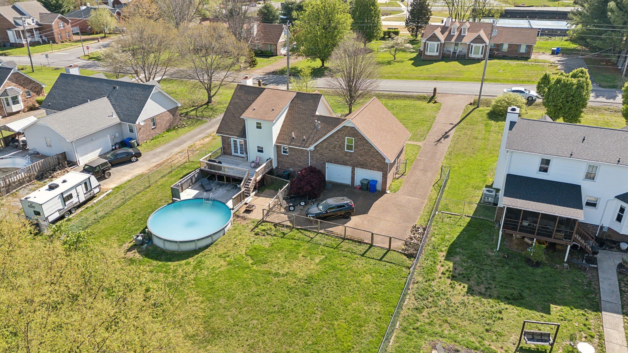 Property Photo: 213 Lone Oak Dr TN 37188