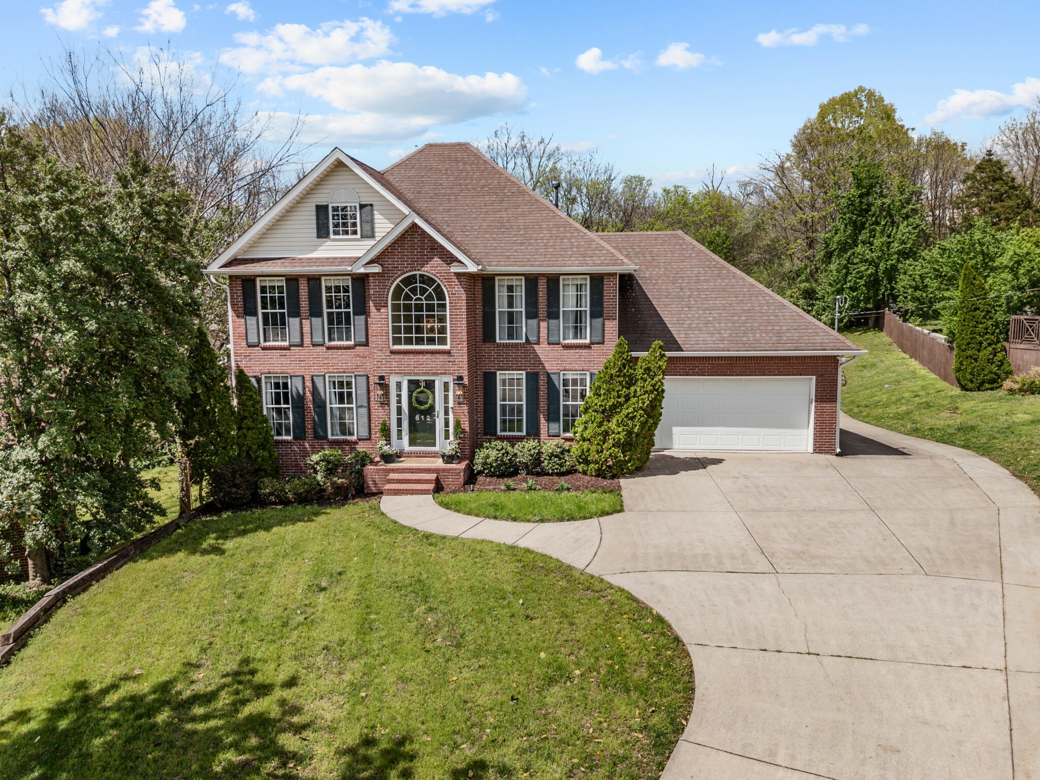 Property Photo: 612 Tobylynn Cir TN 37211