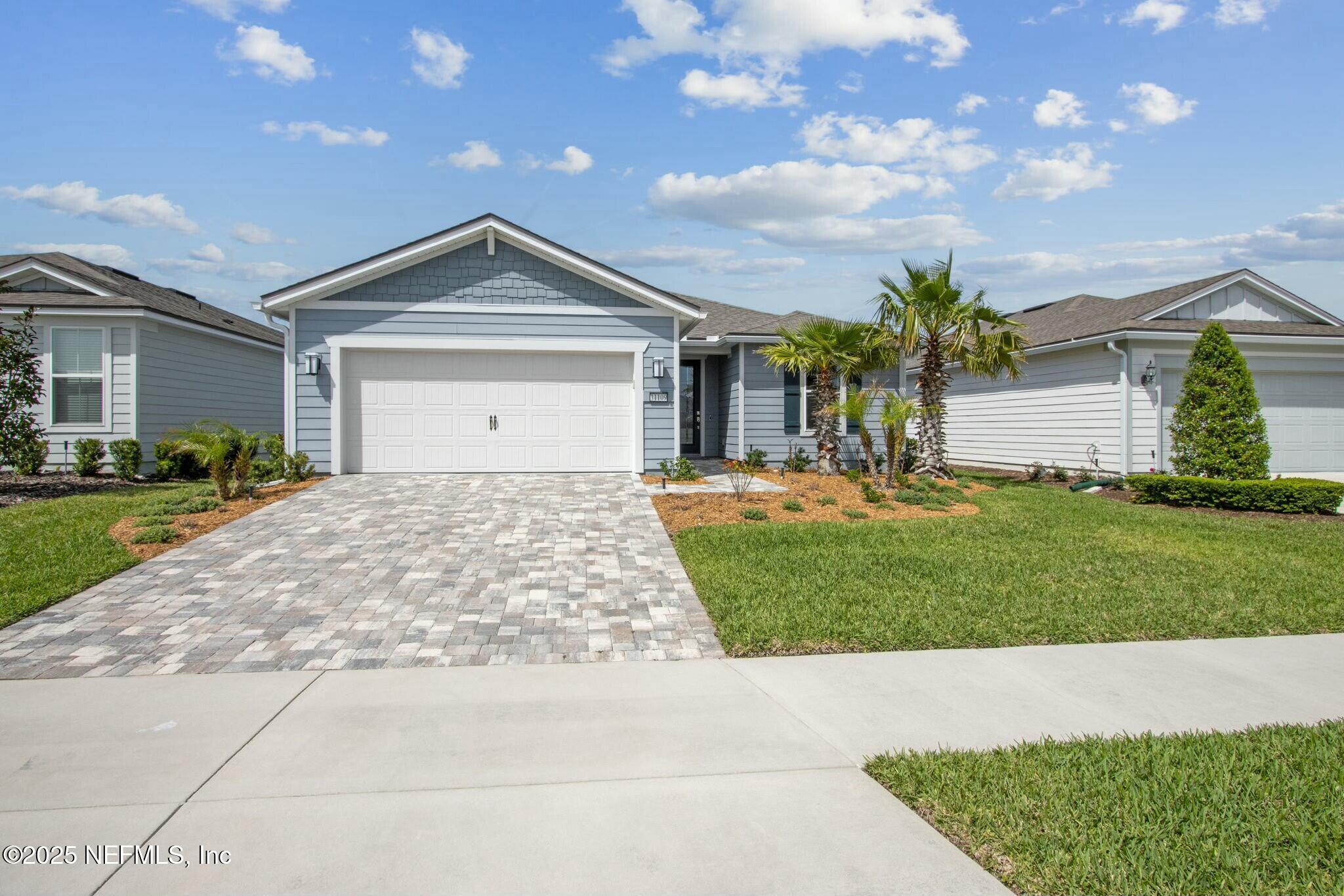 Property Photo: 11109 Kentworth Way FL 32256