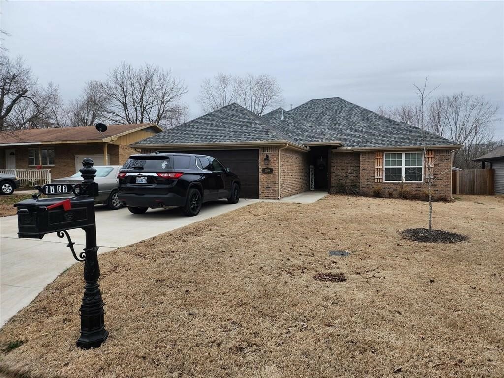 Property Photo: 1708 S Anthony Drive AR 72756