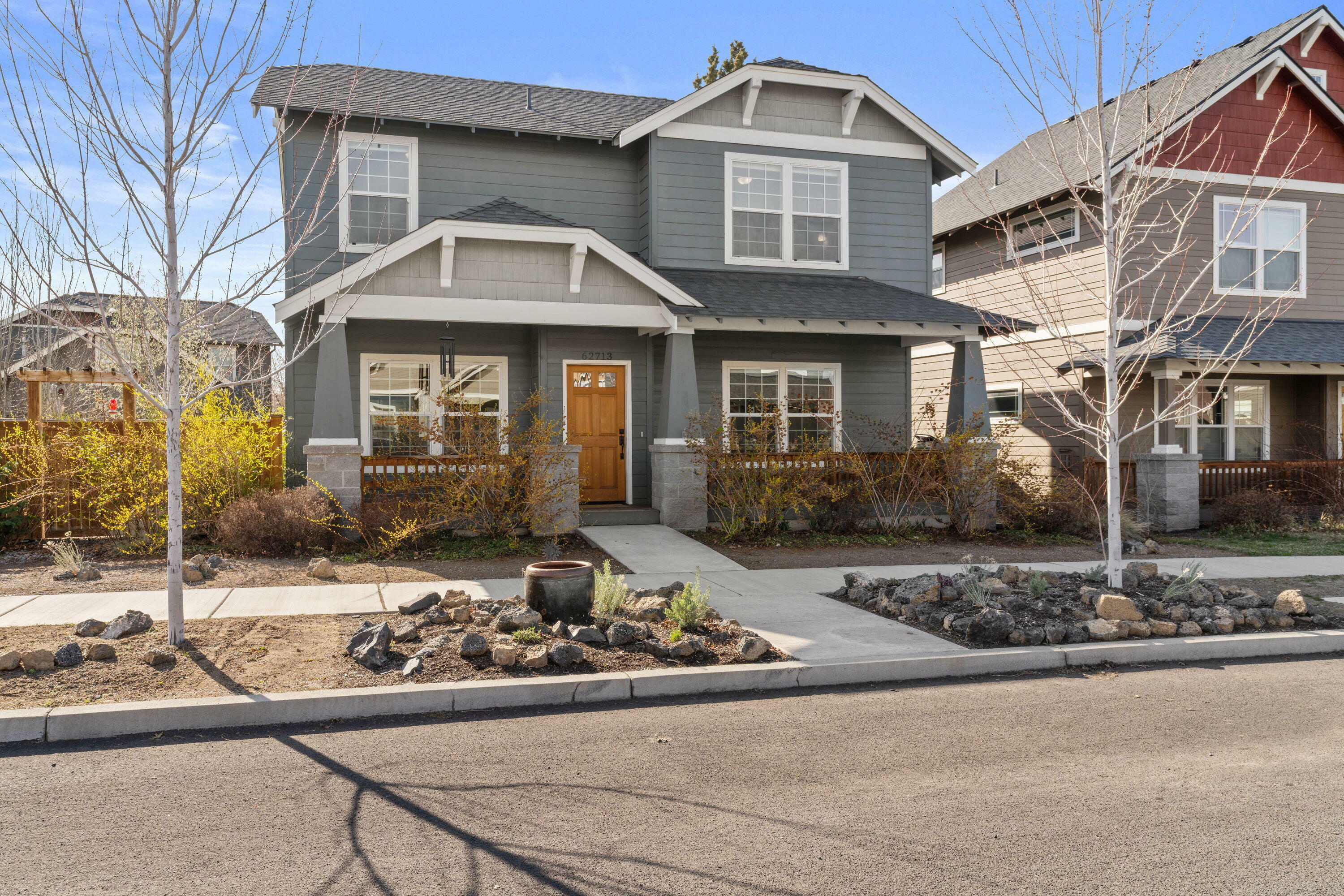 Property Photo: 62713 Hawkview Road OR 97701