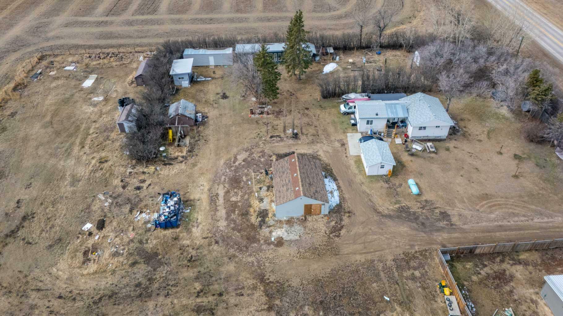 Property Photo: 1165 582 Highway AB T0M 0W0