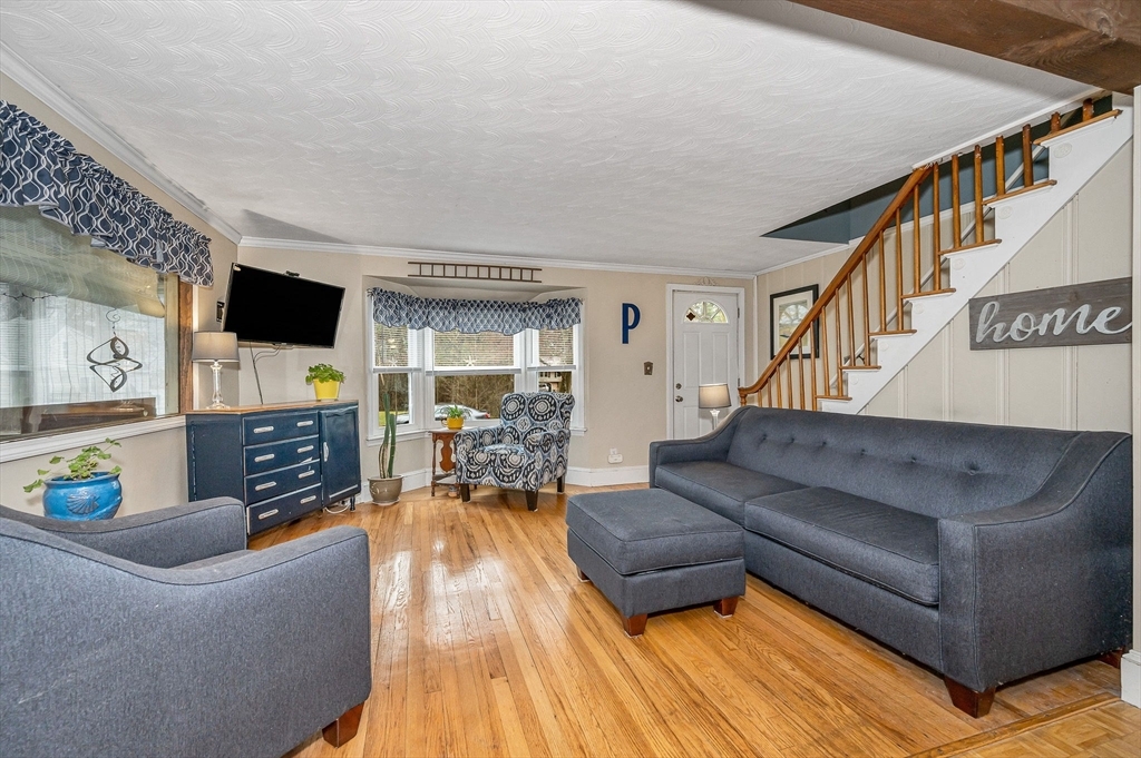 Property Photo: 15 Newton Ave MA 01876