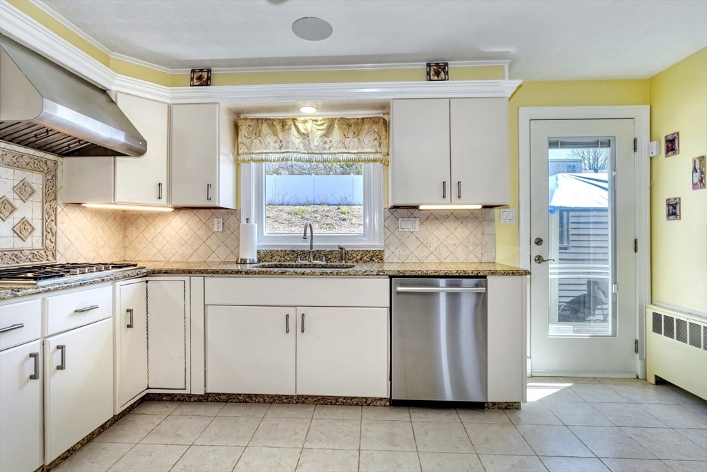 Property Photo: 25 Cleghorn Lane MA 01876