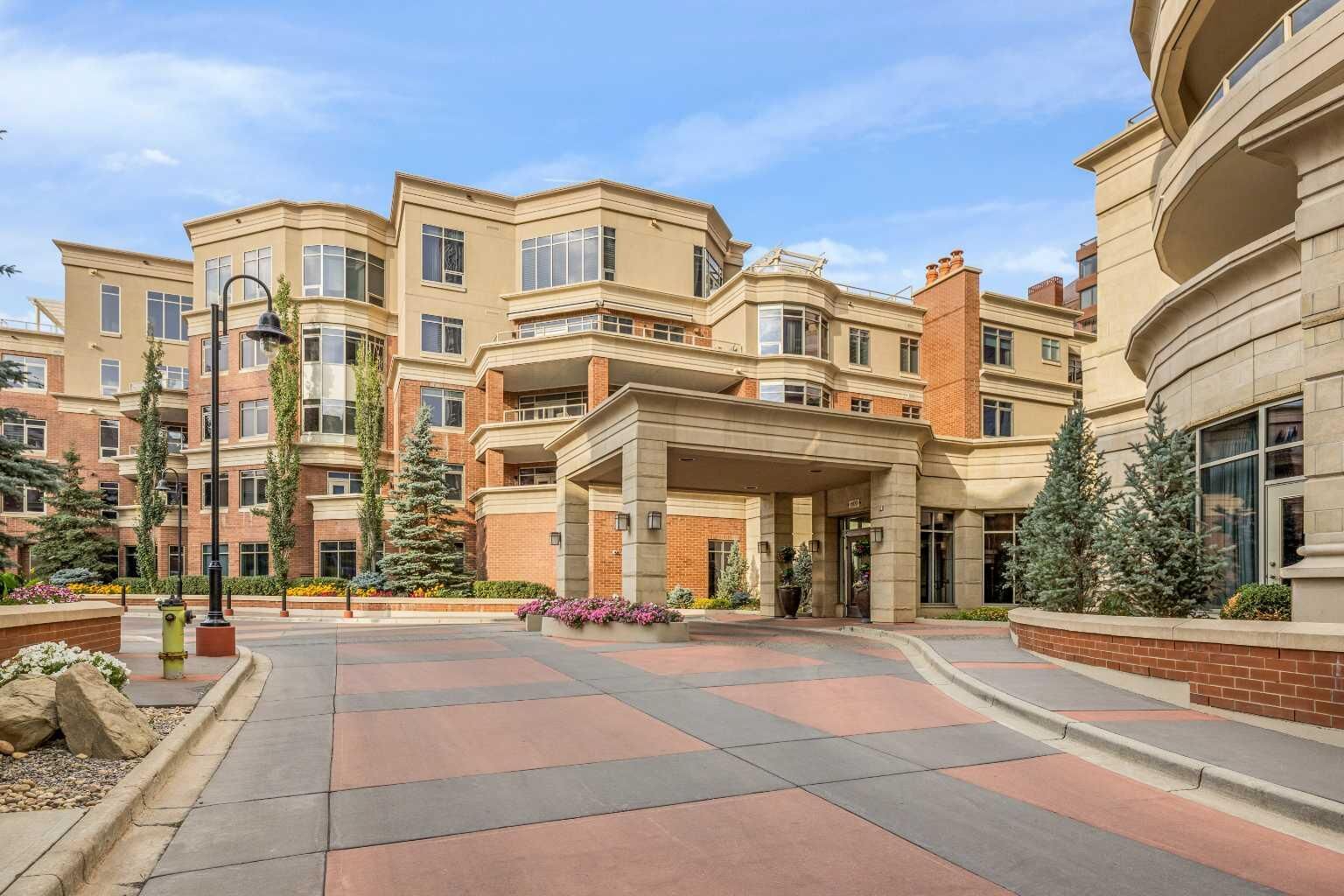 Property Photo: 600 Princeton Way SW 305 AB T2P 5N4