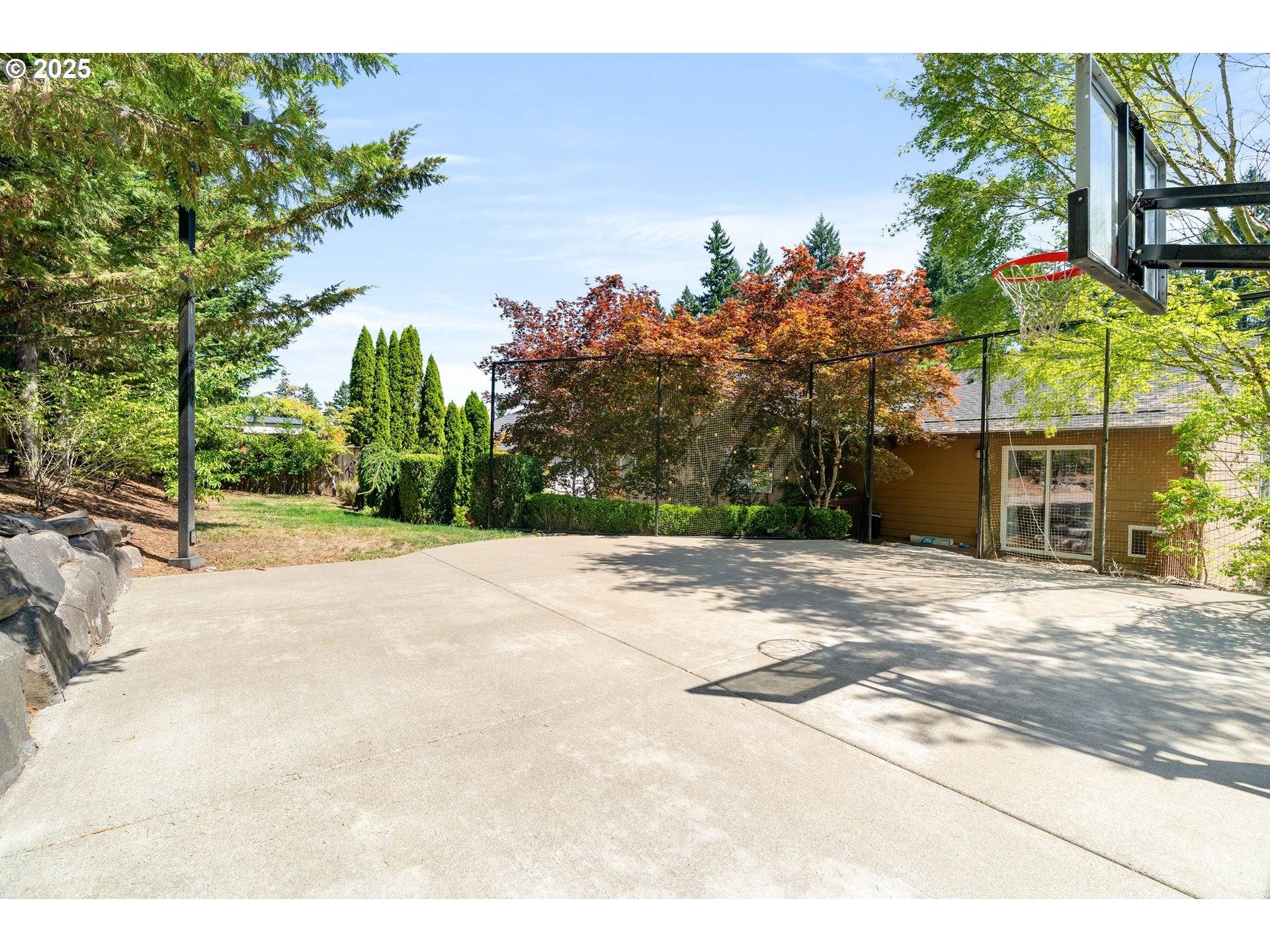Property Photo: 14411 SW 128th Pl OR 97224