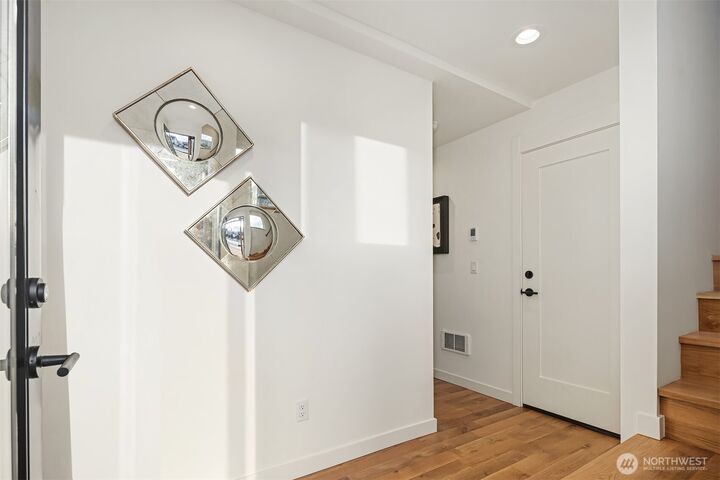 Property Photo: 7124 44th Avenue S WA 98118