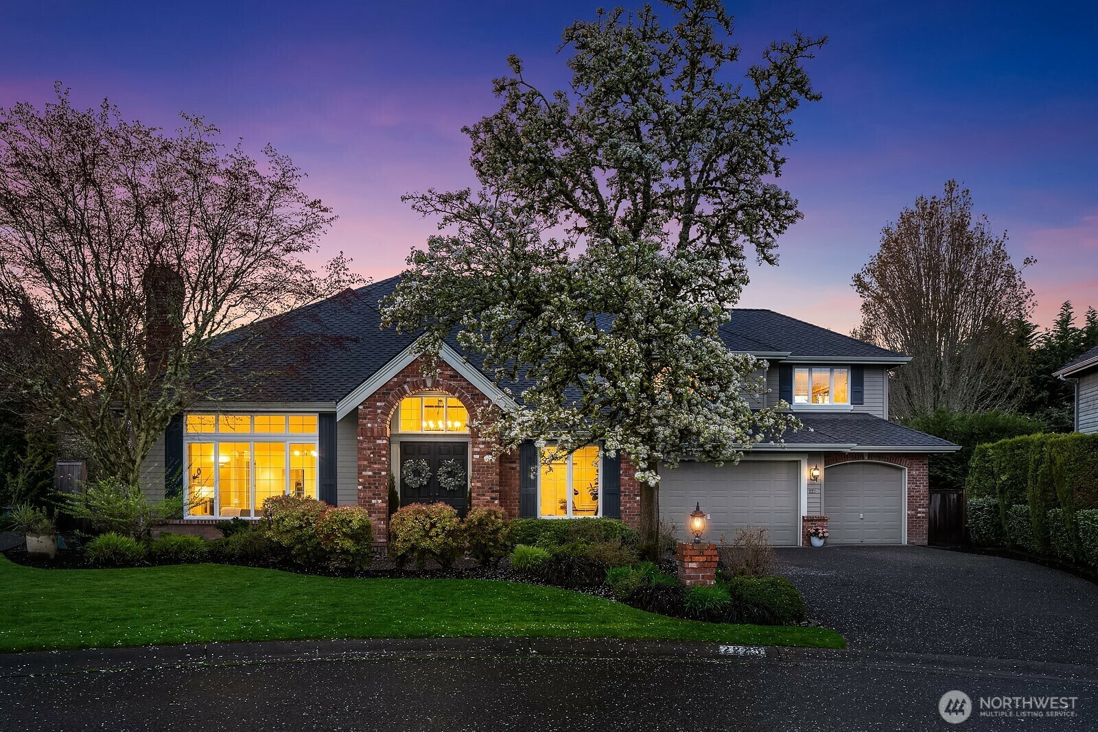 2275  270th Court SE  Sammamish WA 98075 photo