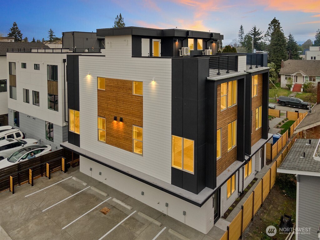 Property Photo: 8305 13th Avenue NW B WA 98117