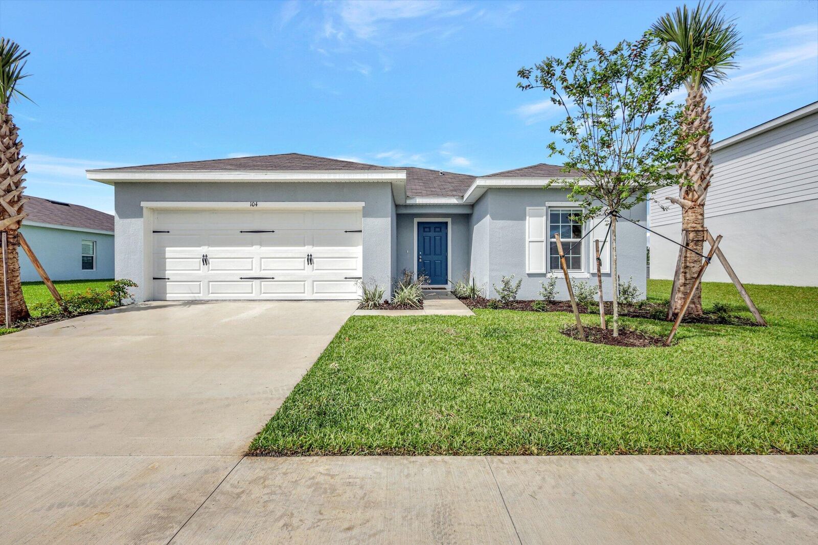 Property Photo:  104 Pummelo Place  FL 34981 
