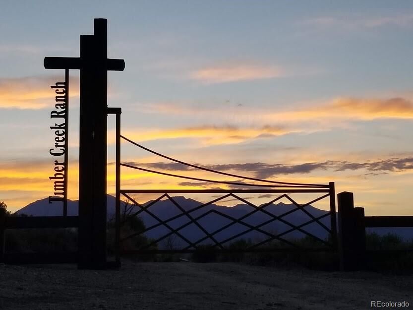 Property Photo:  8270 County Road 160 A  CO 81201 