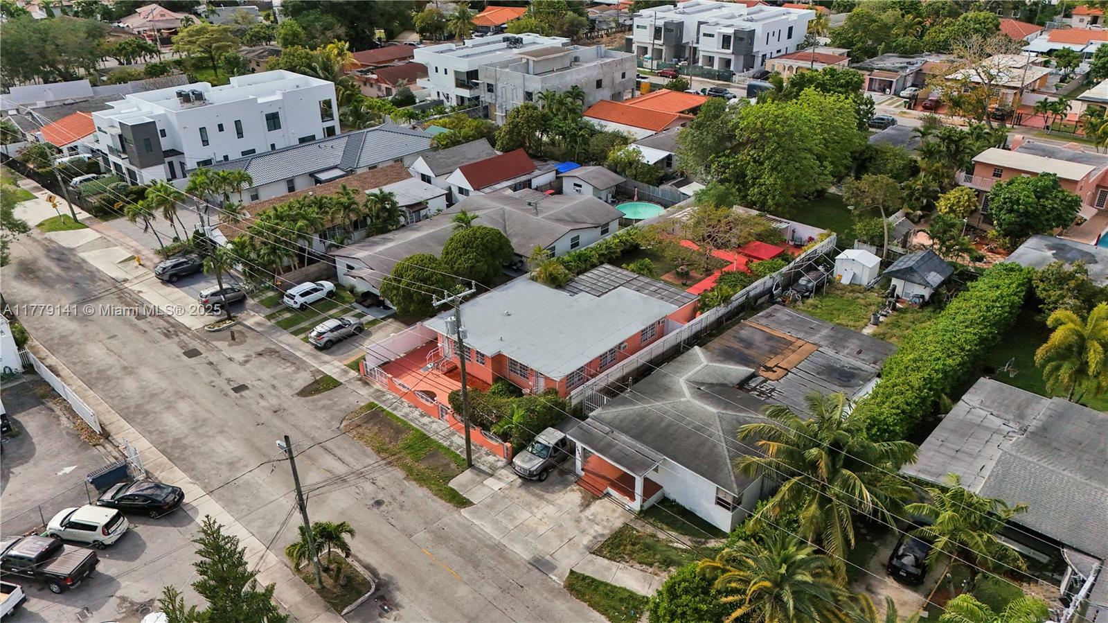 Property Photo: 2901 SW 21st Ter FL 33145
