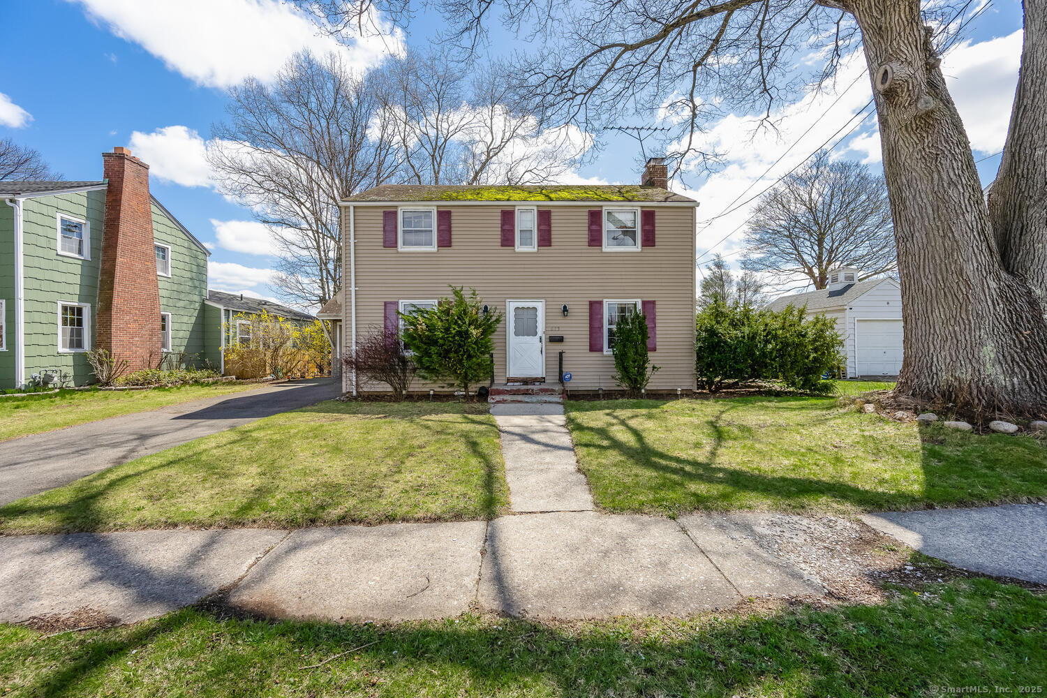 Property Photo: 675 Goldenrod Avenue CT 06606