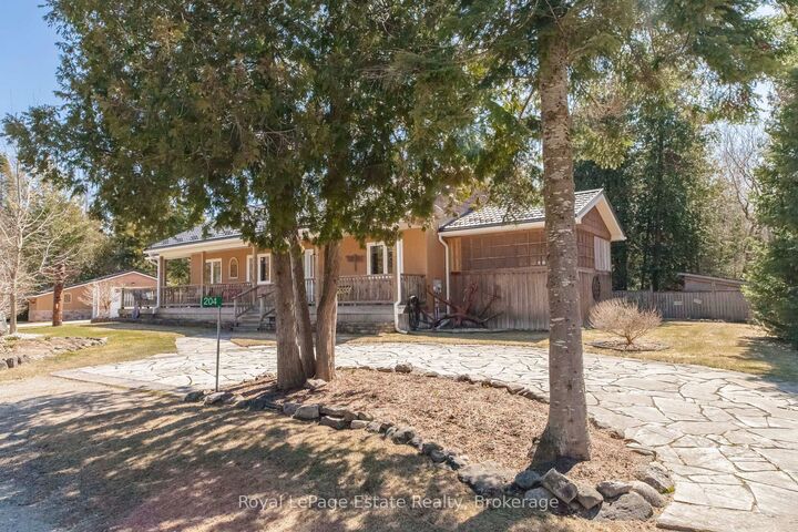Property Photo: 204 Seventh Street N ON N0H 2G0