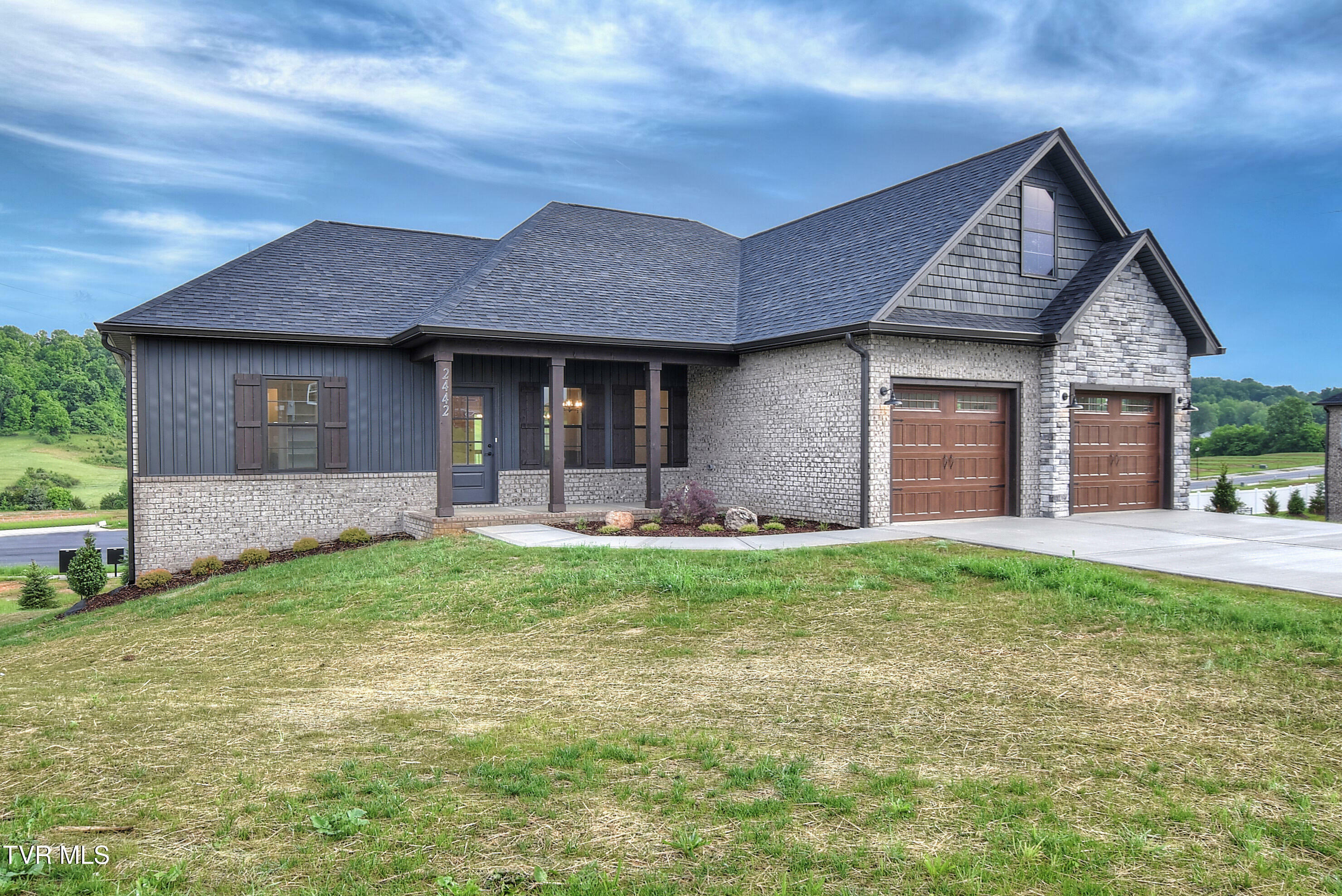 Property Photo:  2442 Haystack Circle  TN 37686 
