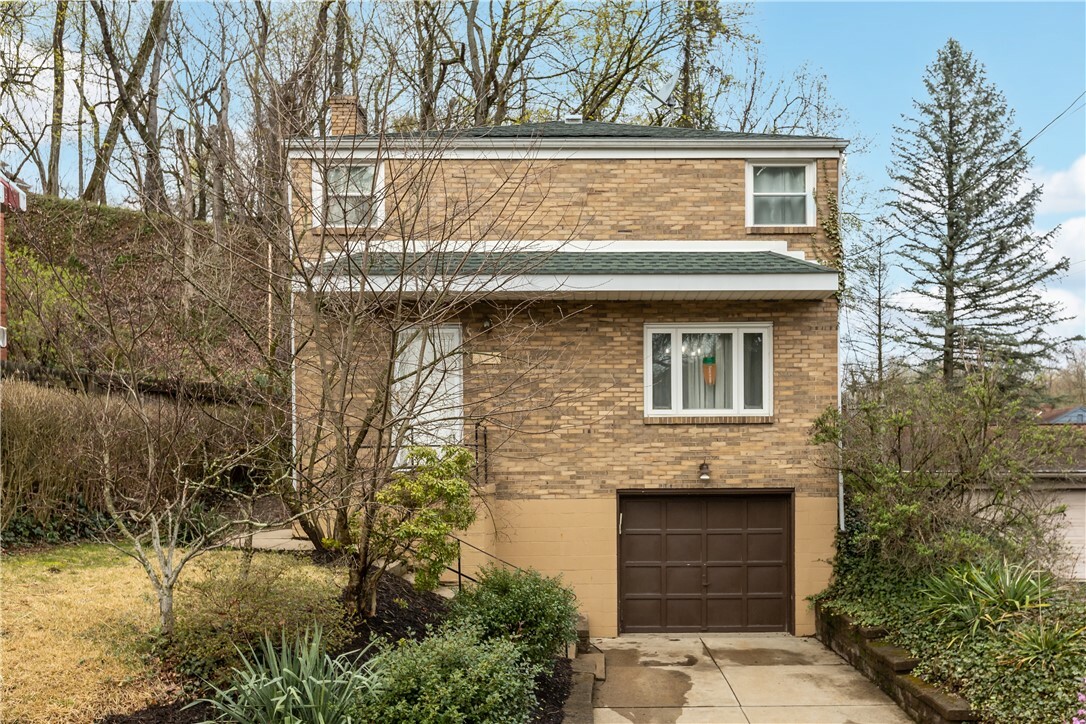 129 Westfield Ave  Pittsburgh PA 15229 photo