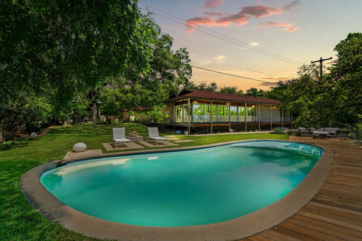5322 Western Hills Drive  Austin TX 78731 photo