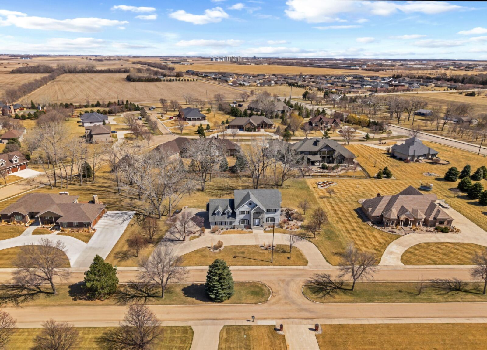 Property Photo: 2430 Pheasant Run Blvd SD 57401