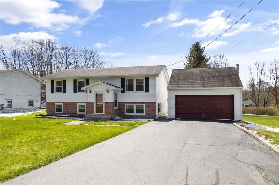 726 Elm Street  Groton NY 13073 photo