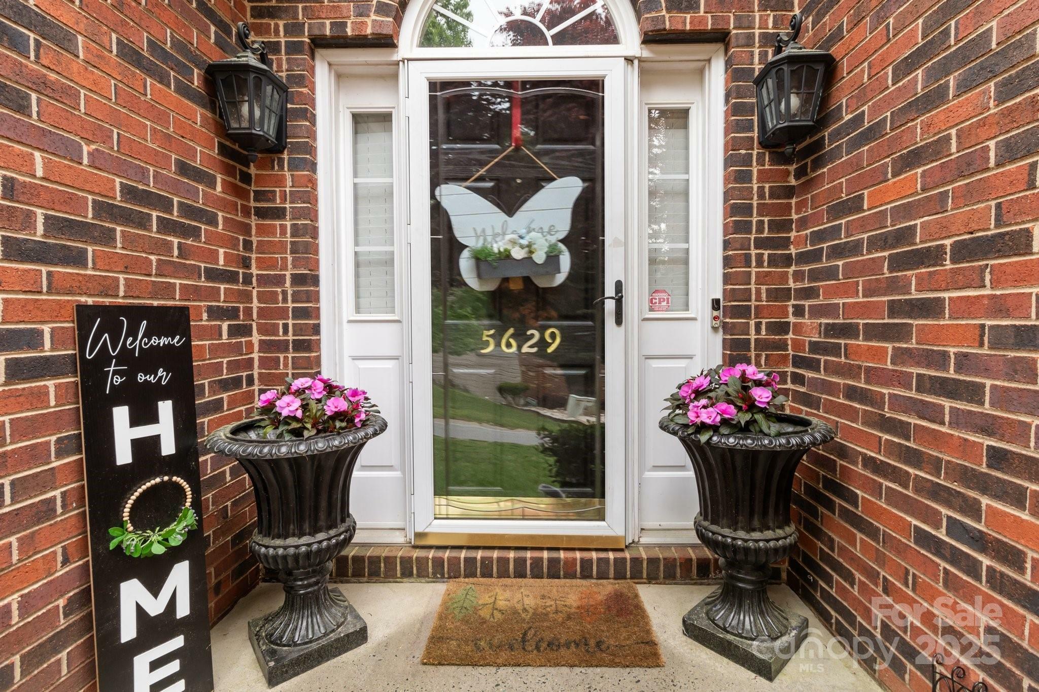 Property Photo:  5629 Berry Ridge Drive  NC 28075 