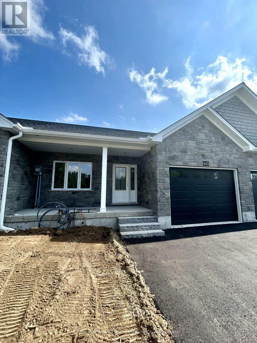 Property Photo: 443 Park Street West ON N0G 1R0