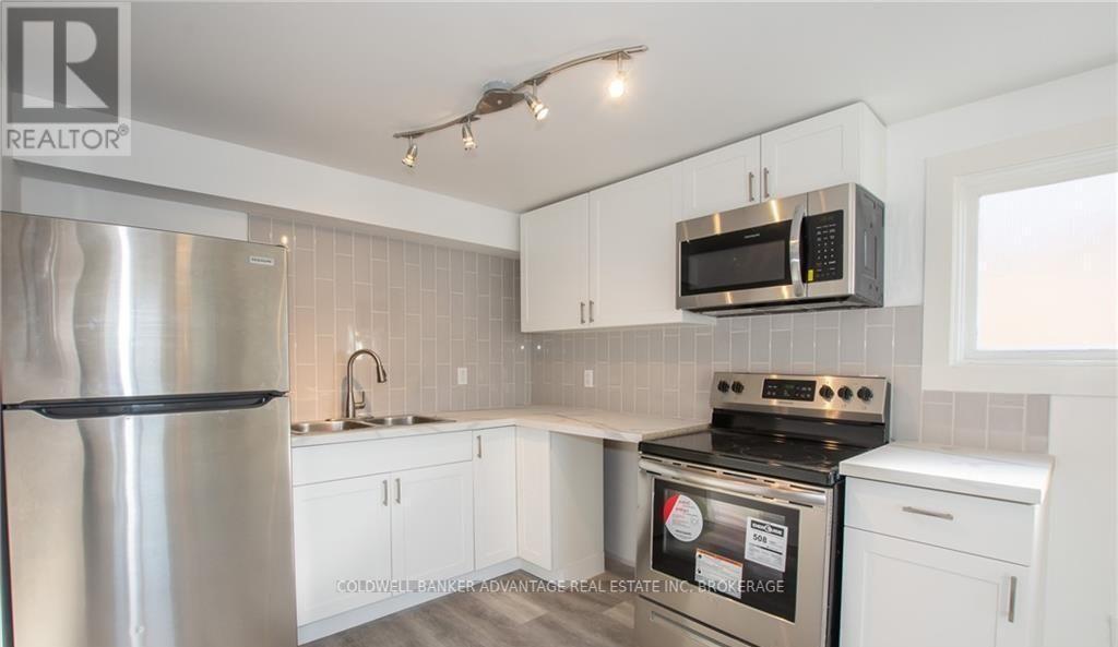 Property Photo:  19 Caithness Drive  ON L3C 4Z3 