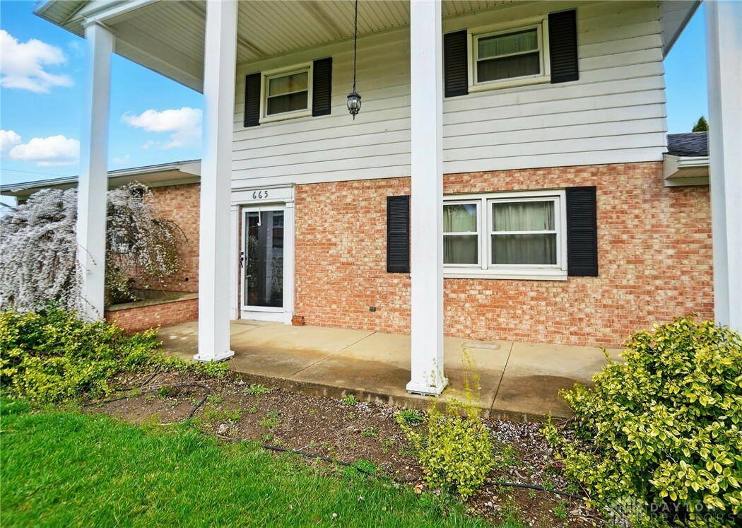 Property Photo:  665 Suncrest Drive  OH 45503 