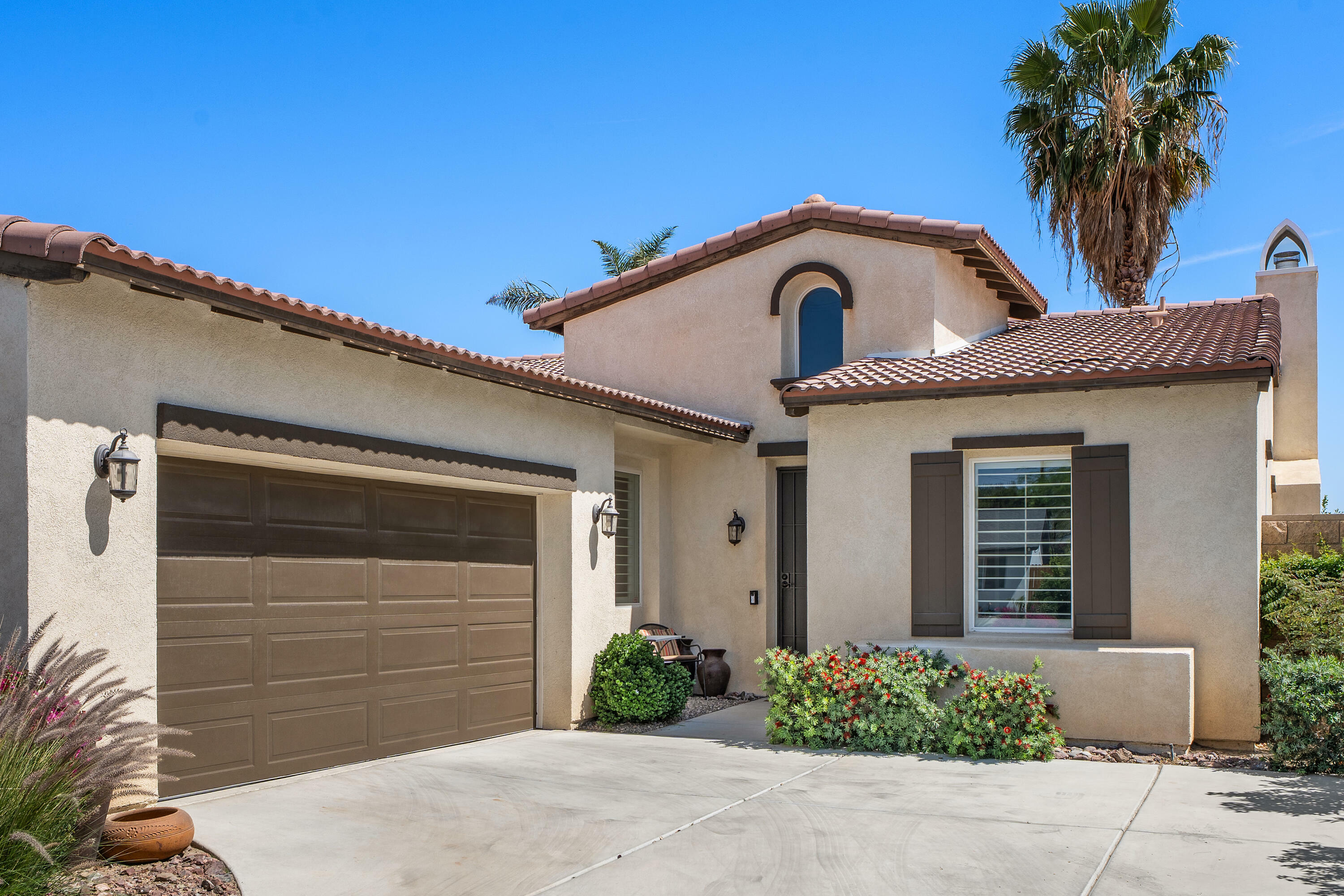 Property Photo: 77061 New York Avenue CA 92211