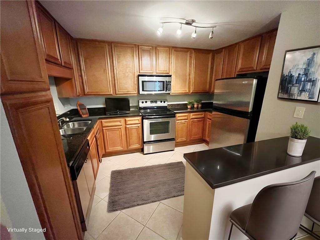 Property Photo: 1468 Briarwood Road NE 407 GA 30319