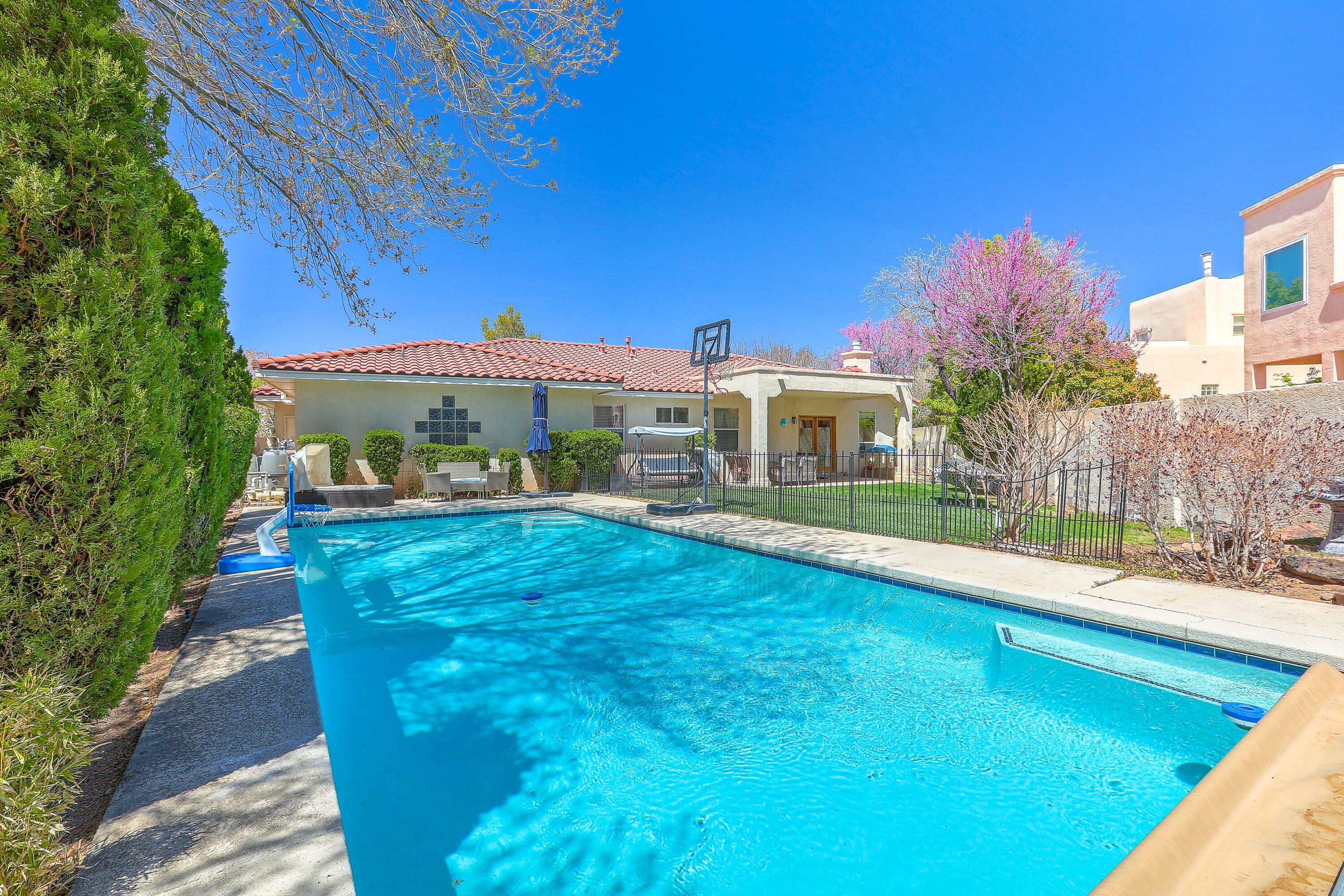 Property Photo: 9216 Calistoga Avenue NE NM 87122