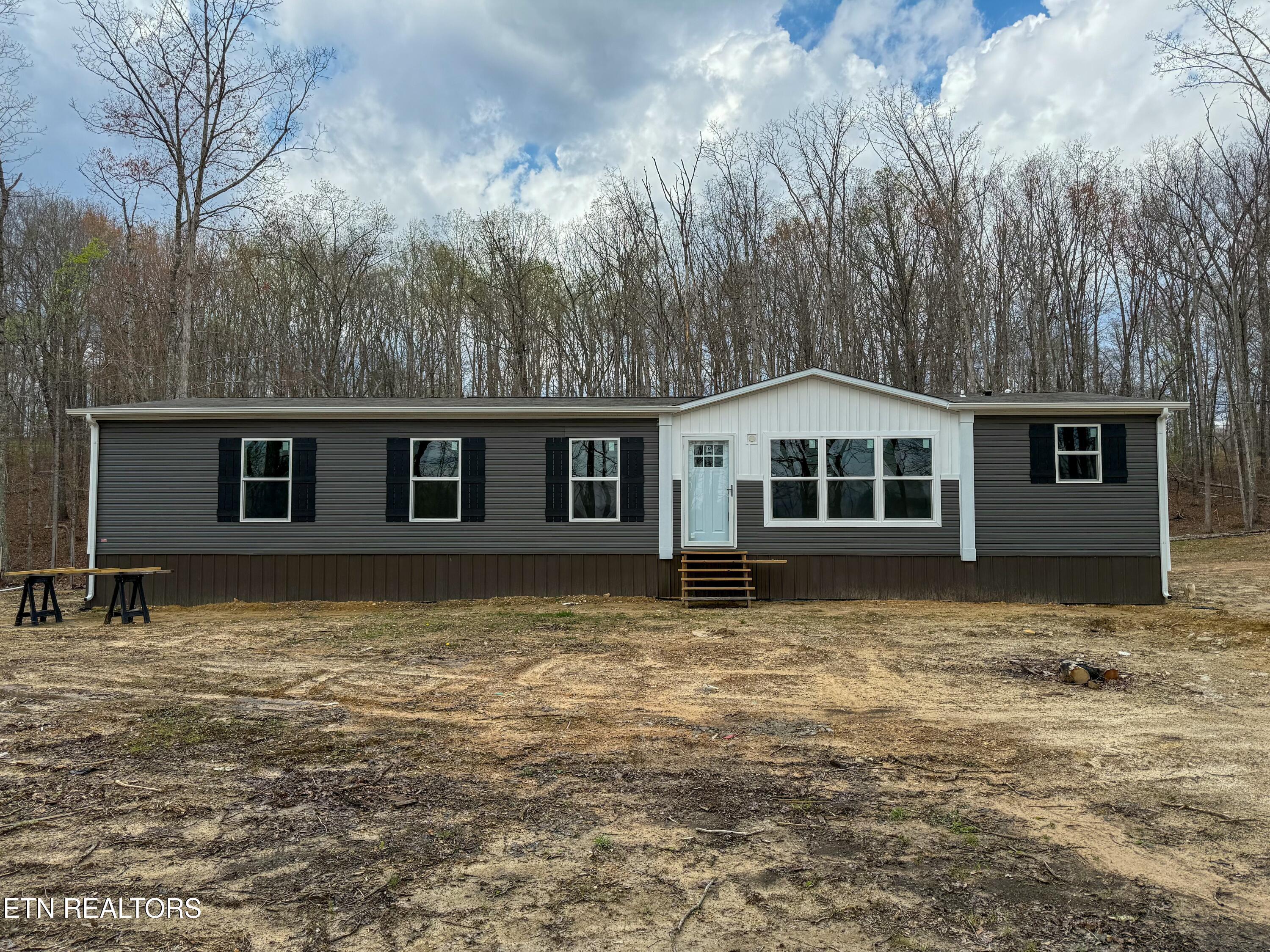 Property Photo:  785 Pilot Mountain Rd  TN 37872 